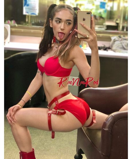 blonde college onlyfans naked pictures