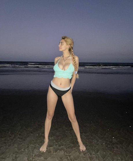 Sandra Sanchez free star image