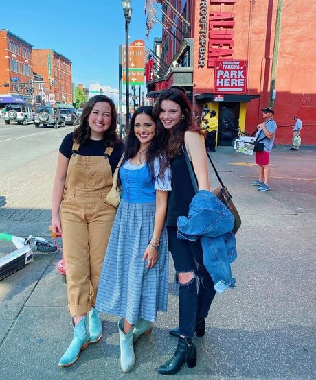 Brett Cooper pornstar nude archive