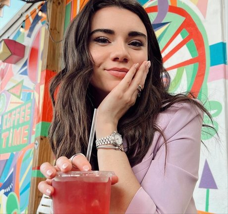 Brett Cooper model top photo