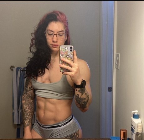 Natasha Aughey star art pictures