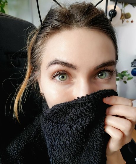 marzz model xxx photo