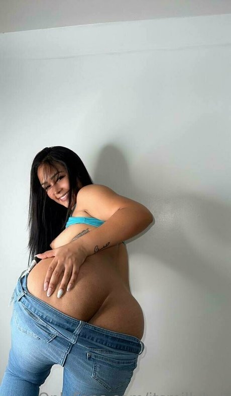 itsmillyhot model porn galleries