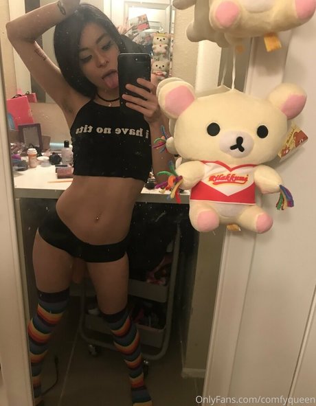 comfyqueen beautiful model pics