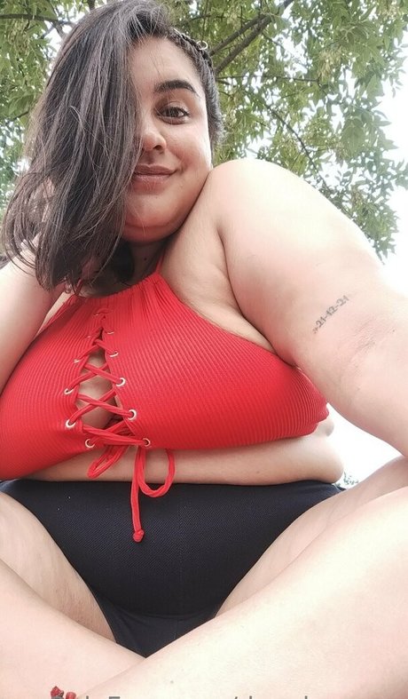 danah curvy model pornographic photos