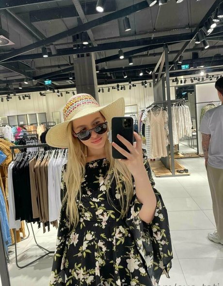 eve tati star sexy photo