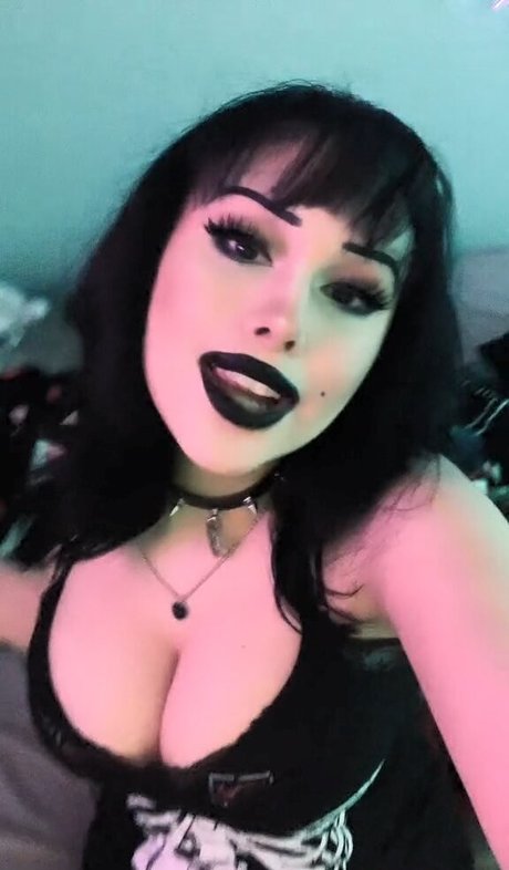 mariana labruja pornographic model pic