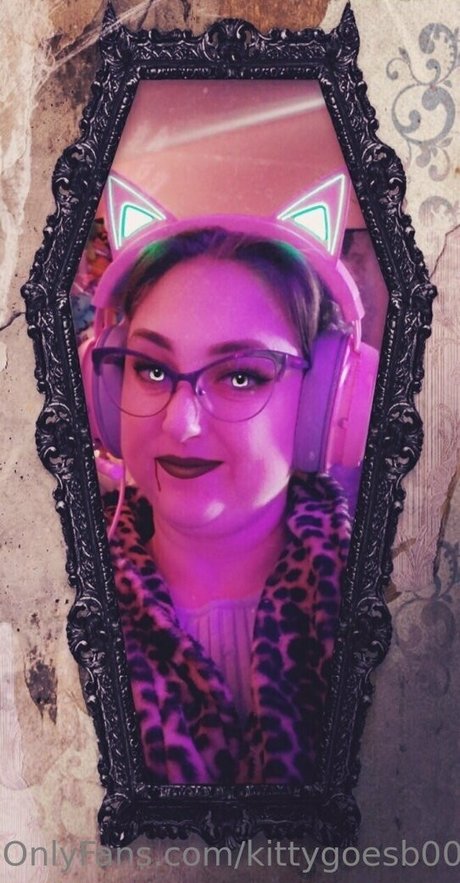 kittygoesb00m star sex gallery