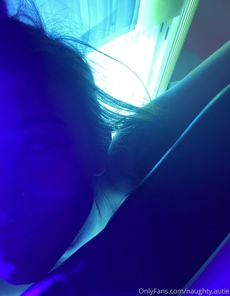 naughty autie star pretty pic