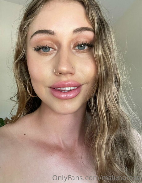 Mslunarose perfect pornstar image