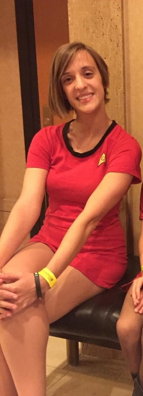 Ashley Victoria Robinson pretty pornstar pictures