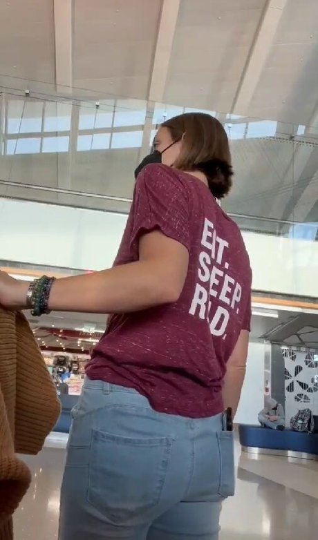 Ashley Victoria Robinson pornstar pretty gallery