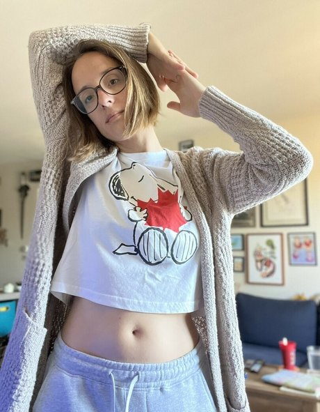 Ashley Victoria Robinson star high quality images