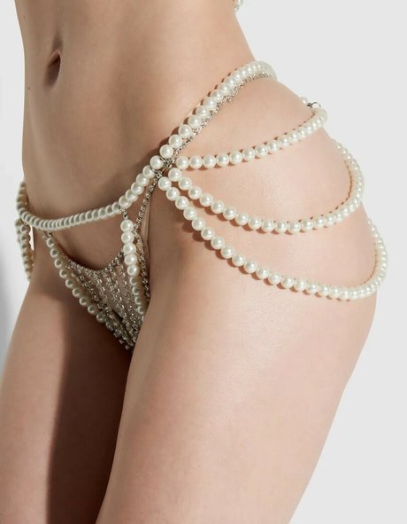 Miss Mosh pornstar art images