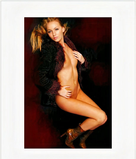 Hayley Marie Coppin pornstar naked photos