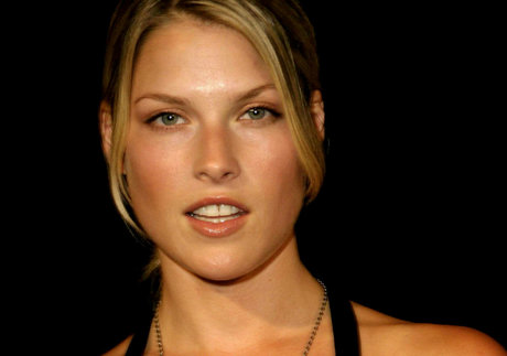 Ali Larter model nice photo