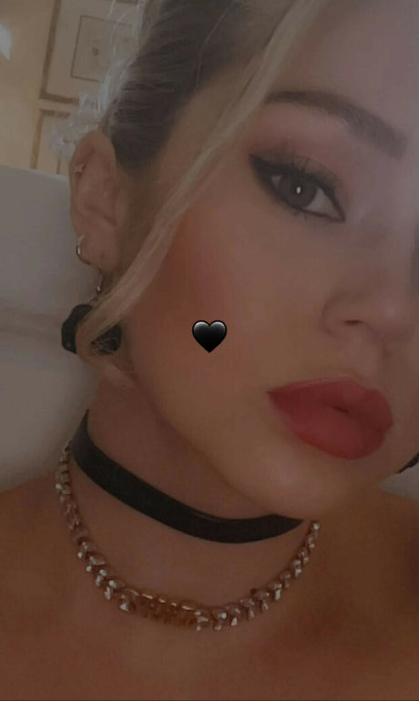 Brec Bassinger model beautiful photos