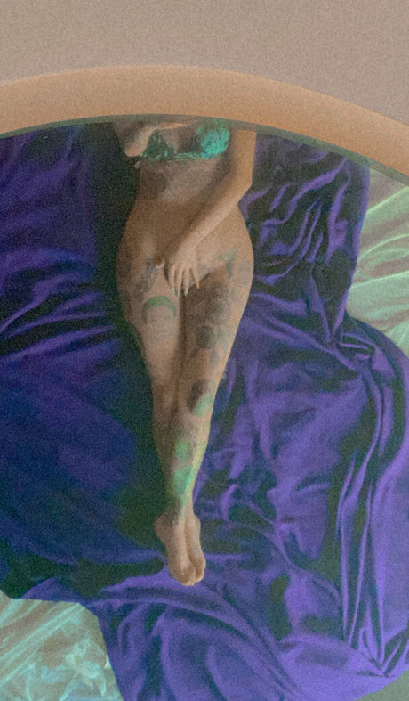 sharonlovee free actress photo