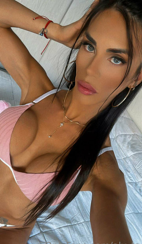 aly ts nudes model gallery