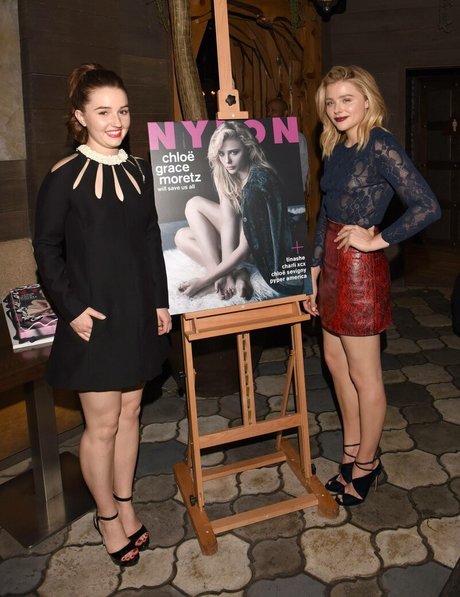 Kaitlyn Dever star nice galleries