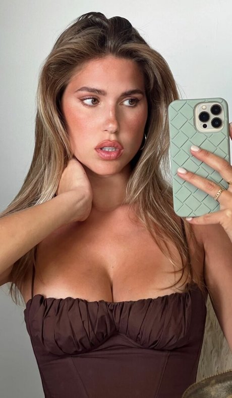 unknown onlyfans art naked archive