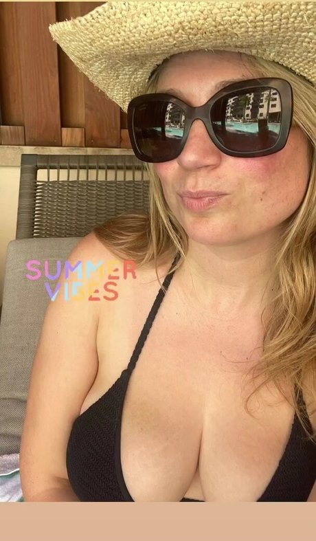 Sarah Cruddas top pornstar pic