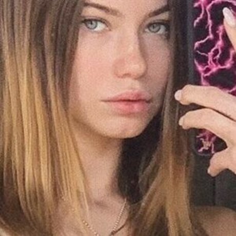 Kate Li perfect pornstar pictures