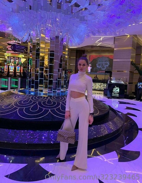 yourlustfullover model xxx images