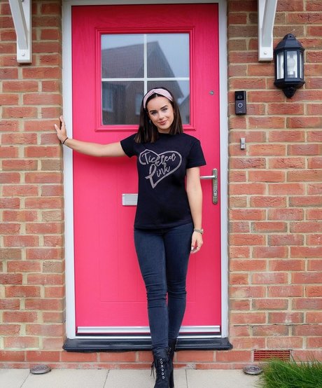 giant onlyfans free nude galleries