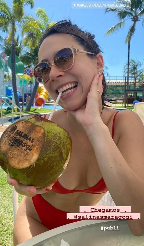 Daphne Bozaski pornstar naked images