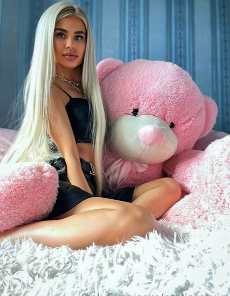 melissa vip star naked gallery