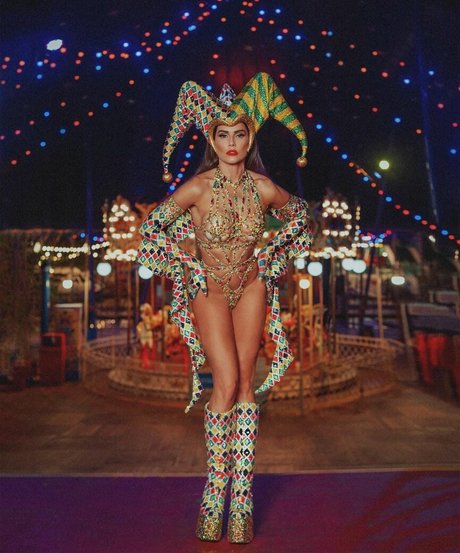 swinger milf onlyfans beautiful porn pic