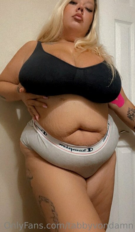 TabbyVonDAMN pornstar sexy img