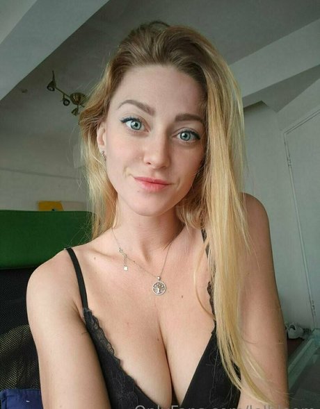 lelbloom star sexy photo