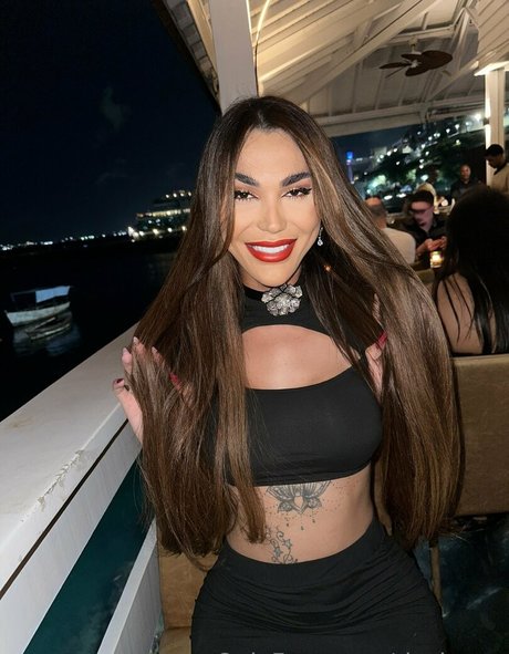 riosjaque model top photo