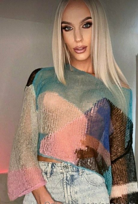 aparisi ts hd pornstar images