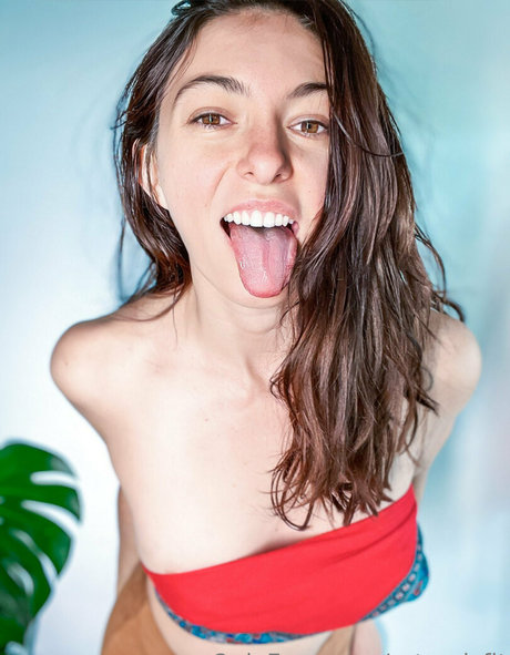 artemisfit model pornographic picture