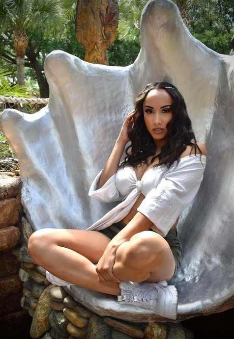 Leila Grey star xxx image