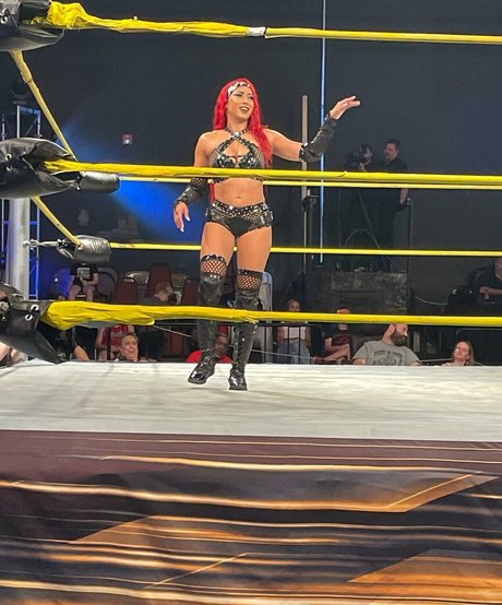 Leila Grey xxx star image