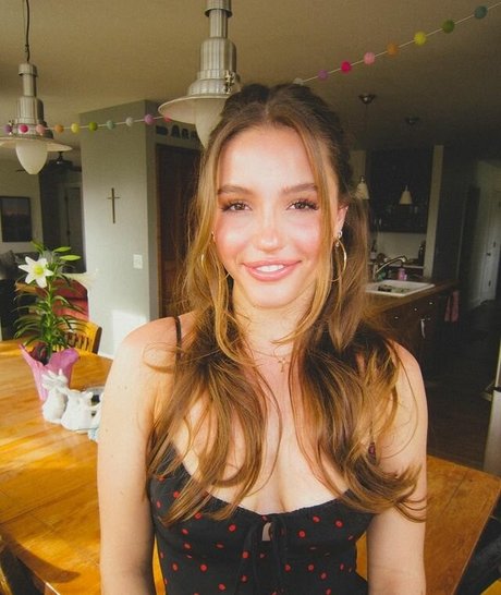 Sylvia Snyders star nice img