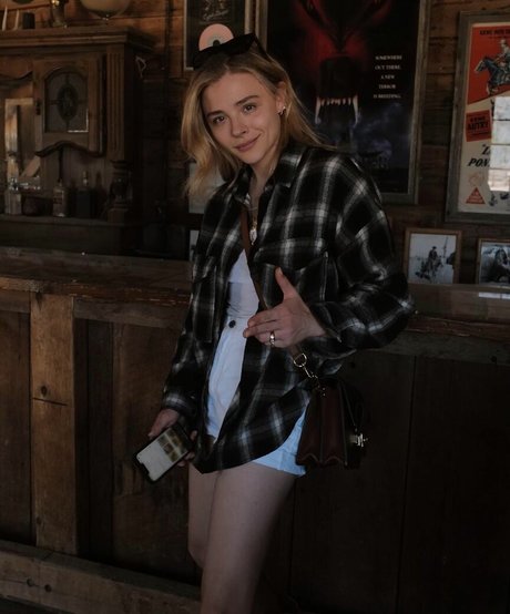 Chloe Grace Moretz star sex archive