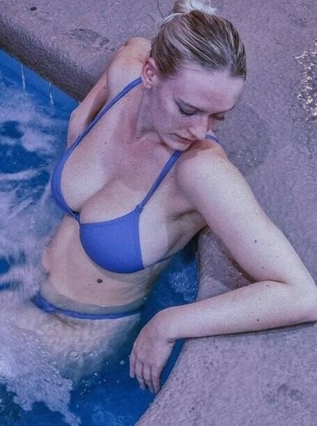 luizaconlaz perfect model img