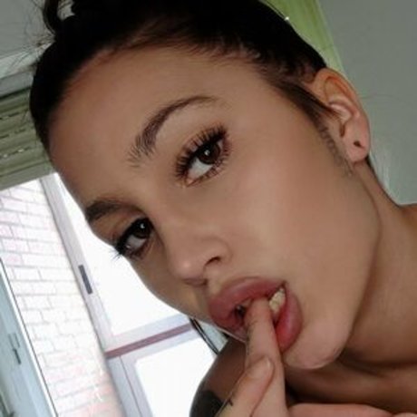 teen lingerie onlyfans adult photos