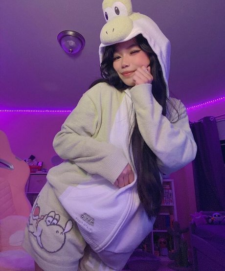 Wasabiicat erotic pornstar picture