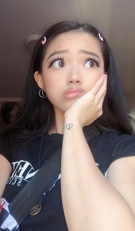 Wasabiicat free model picture