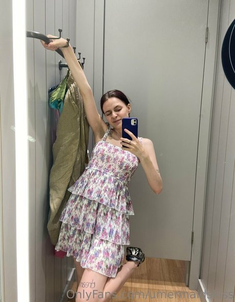 umermaidskiss model nude img