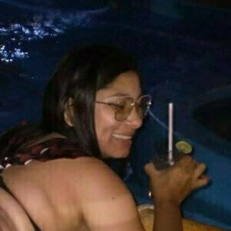 angelahot21 nude star pictures