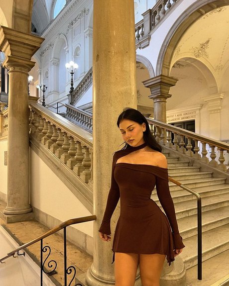 Doina Barbaneagra adult model archive