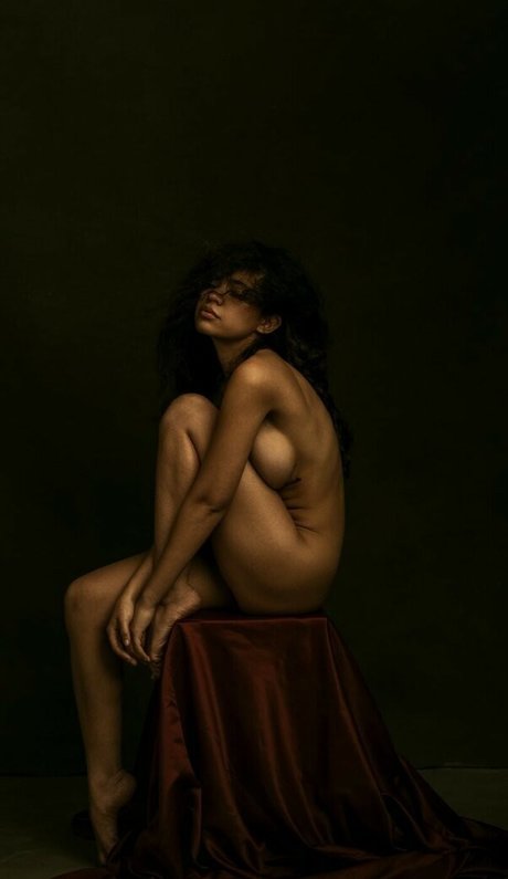 Spicymarii nice actress img