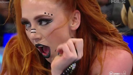 Isla Dawn star sexy picture